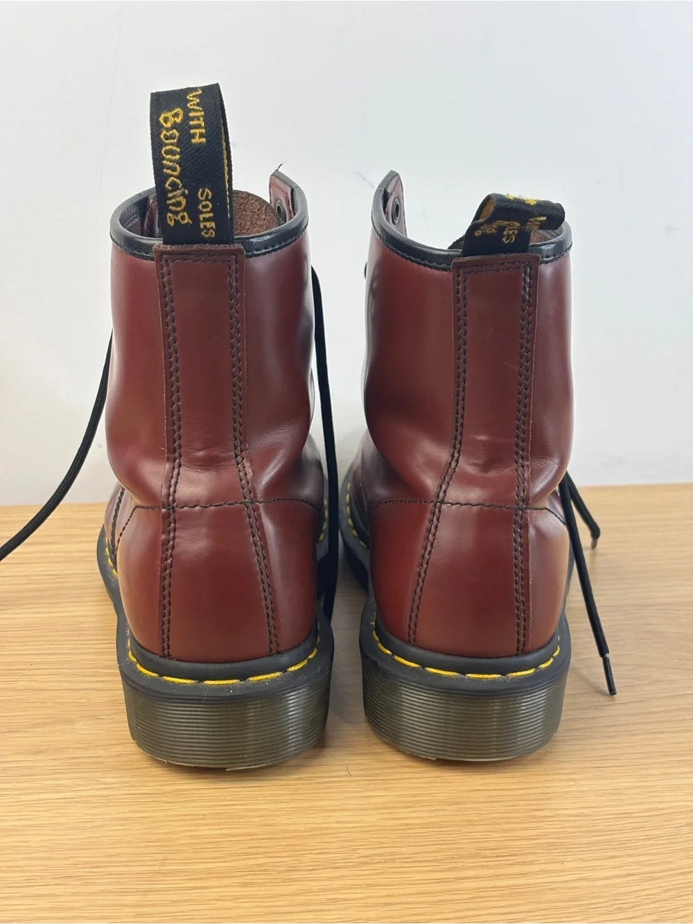 Dr.‎ Martens Men's 7 Woman’s 8 Burgundy Leather Lace-Up Boots with Black Laces